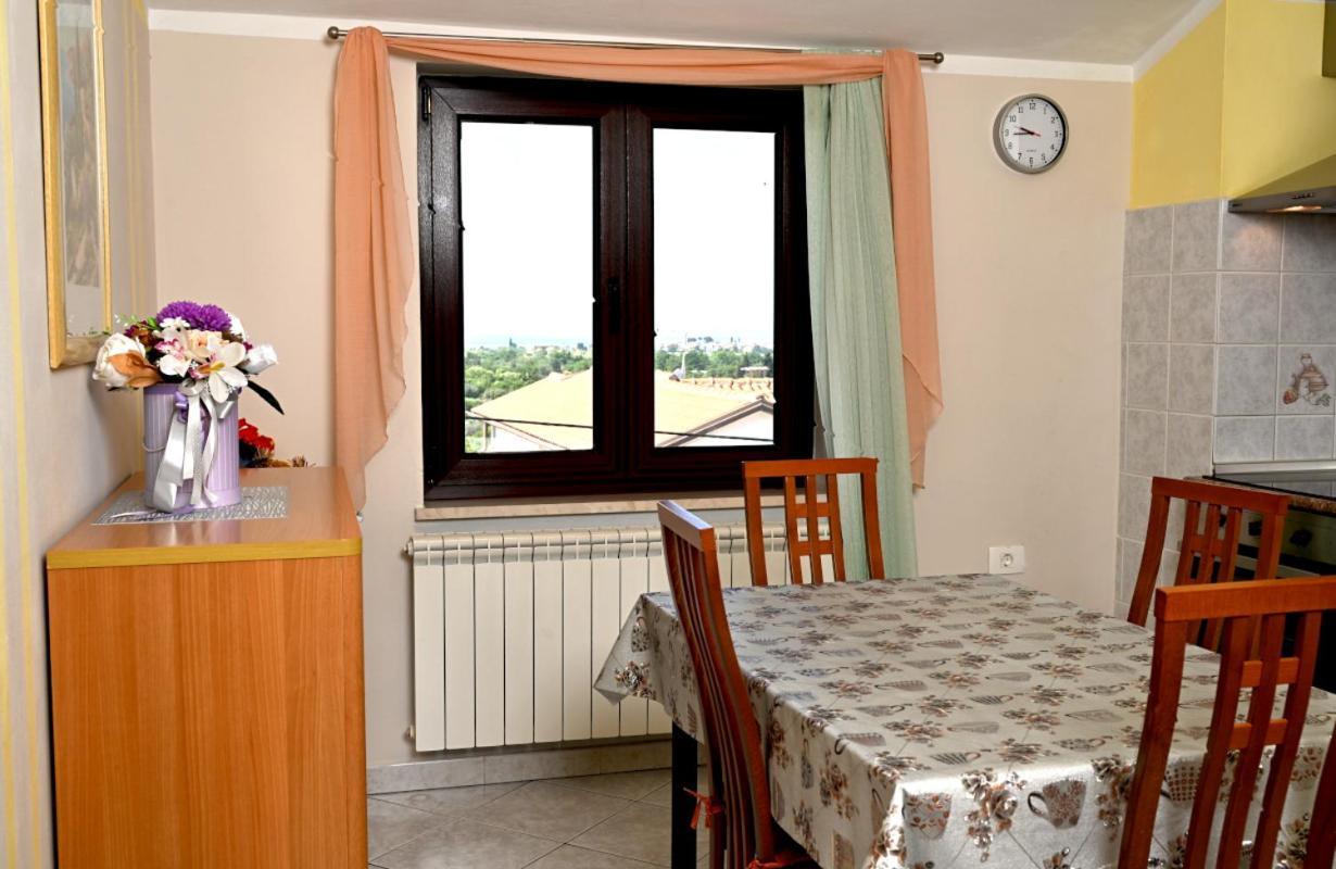 Apartments Ruza Умаг Экстерьер фото